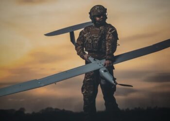 Kolejne zestawy dronów rozpoznawczych FlyEye trafią do Wojska Polskiego