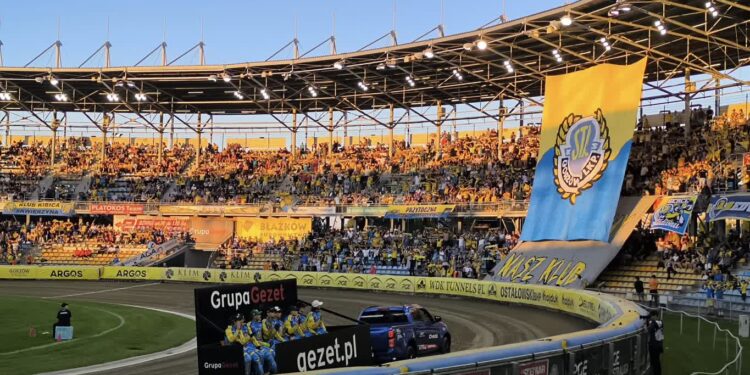 Miasto poręczy kredyt dla Stali – co na to mieszkańcy?