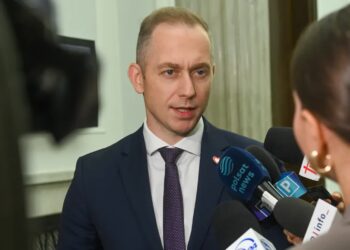 Tomczyk zawiadomi prokuraturę ws. domniemanego proponowania politykom Kukiz’15 korzystania z Funduszu Sprawiedliwości