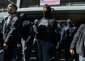 Nowy Jork. Protest przeciwko nalotom na migrantów, doszło do starć z policją