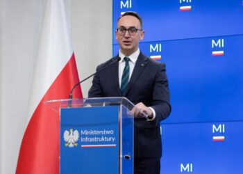 Klimczak: 450 mln euro z UE na rozwój infrastruktury kolejowej i morskiej