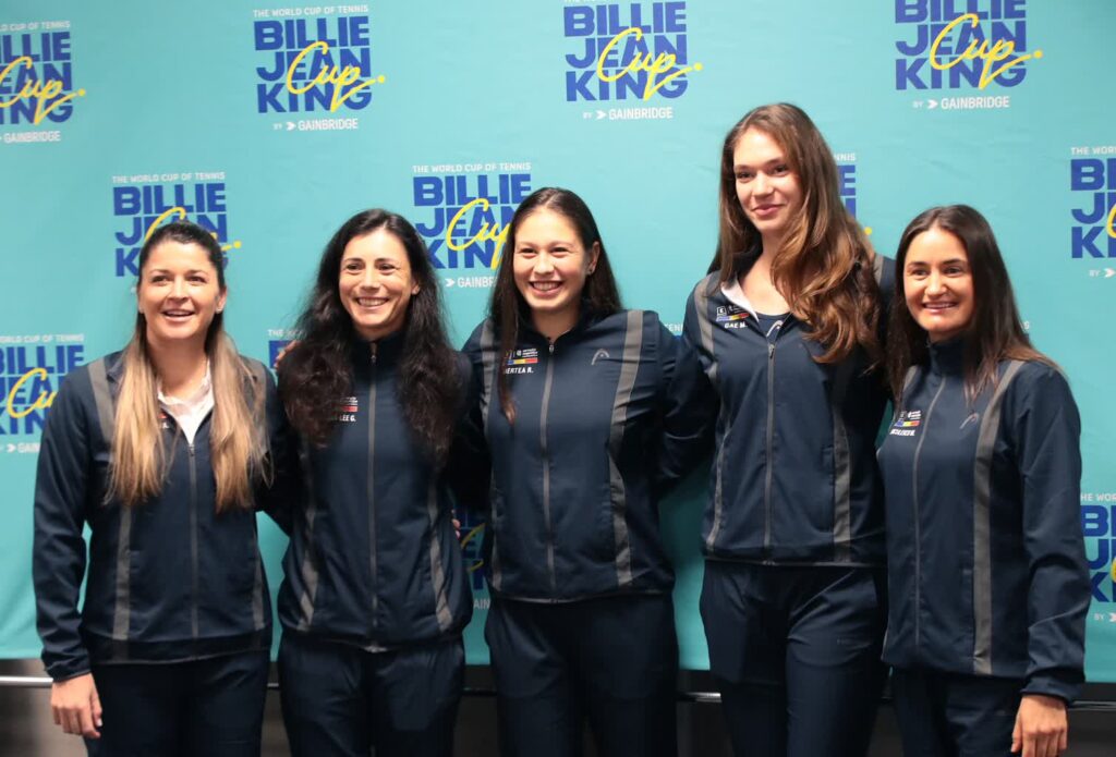 Rumunki mają dziś powody do zadowolenia, ale jutro czeka je dużo trudniejszy mecz niż z nowozelandkami (fot. Andrzej Szkocki/PZT)