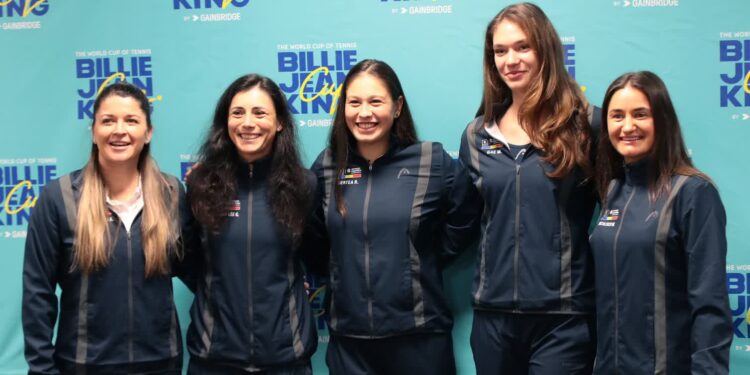 Rumunki mają dziś powody do zadowolenia, ale jutro czeka je dużo trudniejszy mecz niż z nowozelandkami (fot. Andrzej Szkocki/PZT)