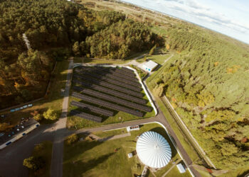 1200 paneli słonecznych i pół miliona oszczędności