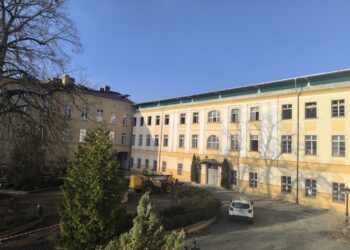 Po pożarze przy Teatralnej budynki AJP już zabezpieczone