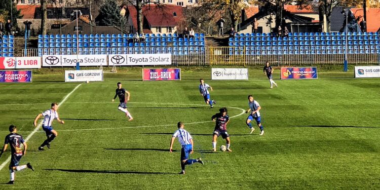 Po trzech miesiącach goście wyjechali od Warty z wygraną