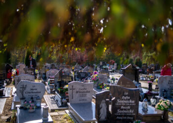 1 listopada katolicy obchodzą Wszystkich Świętych. Mają też obowiązek