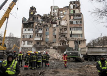 Prezydent Ukrainy: 33 ofiary ataku na Tarnopol