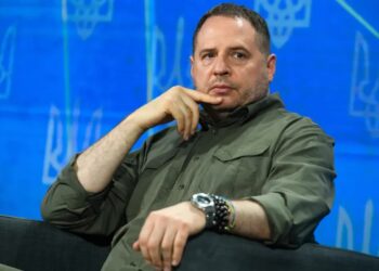 Służby prowadzą przeszukania u szefa biura prezydenta Wołodymyra Zełenskiego