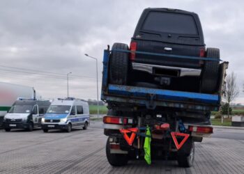 Ciężarowa „wieża” na S3 koło Gorzowa