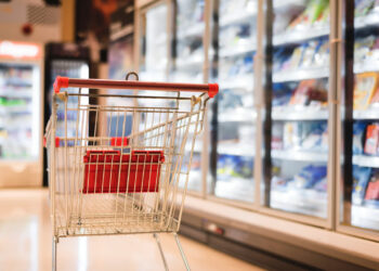 Przejęcie sieci sklepów Carrefour. Resort rolnictwa ma plan