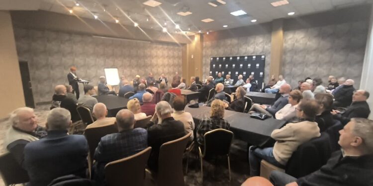 Debatowali jak przywrócić Gorzów na komunikacyjną mapę kraju