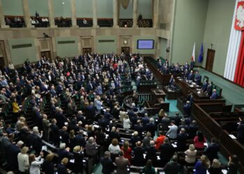 Sejm uchwalił ustawę okołobudżetową na przyszły rok