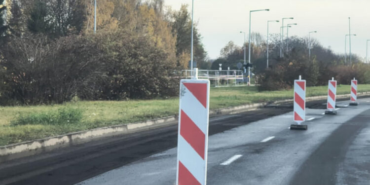 Prace na Górczyńskiej do przodu. Po frezowaniu czas na asfalt