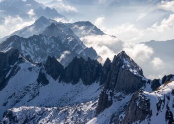 Śmiertelna lawina na północy Włoch. Odnaleziono ciała kolejnych wspinaczy