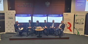 O roli pieniądza we współczesnym świecie rozmawiali na AJP