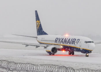 Opóźnienia samolotów na lotnisku w Poznaniu
