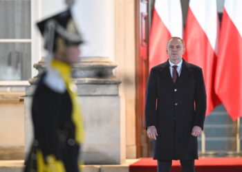 Prezydent Nawrocki ograniczy wizytę na Węgrzech jedynie do spotkania Grupy Wyszehradzkiej