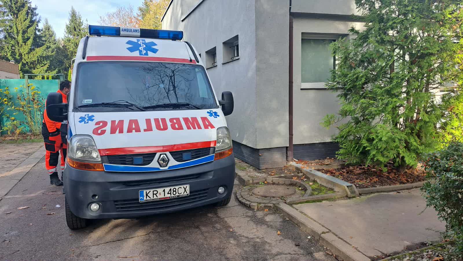 Harcerze-ratownicy dbają o zdrowie na gorzowskim cmentarzu