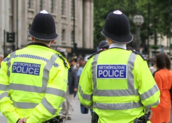 Atak nożownika w pociągu do Londynu. Jest wielu rannych