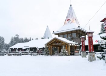 Rusza połączenie lotnicze Warszawa-Rovaniemi. Dowiedz się, dlaczego warto zwiedzić Miasto Świętego Mikołaja