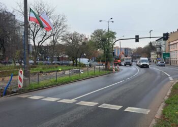 Utrudnienia przy skrzyżowaniu Jagiełły z Chrobrego i Wybickiego