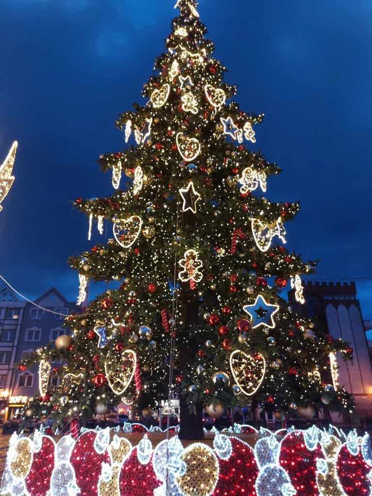 Będą światełka, choinki i dekoracje na latarniach