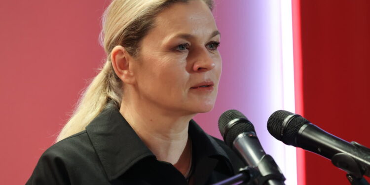 Kolejny nauczycielski związek zawodowy chce, by prezydent zawetował nowelę Prawa oświatowego