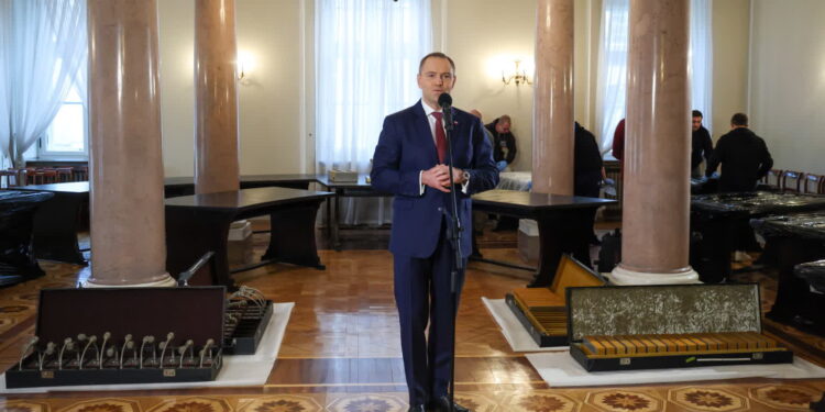 Politycy podzieleni ws. decyzji prezydenta o Okrągłym Stole