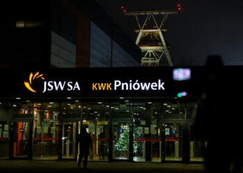 Premier: Łączymy się w bólu z rodzinami górników