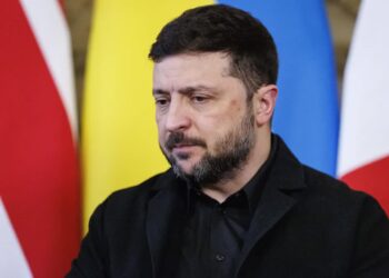 Zełenski pod coraz silniejszą presją ze strony Amerykanów