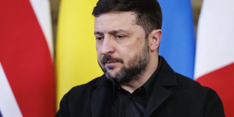 Zełenski pod coraz silniejszą presją ze strony Amerykanów