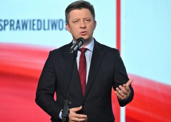 Michał Dworczyk wezwany do prokuratury ws. tzw. afery mailowej. Ma usłyszeć zarzuty