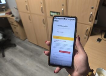 Oszuści podszywają się pod znane firmy kurierskie