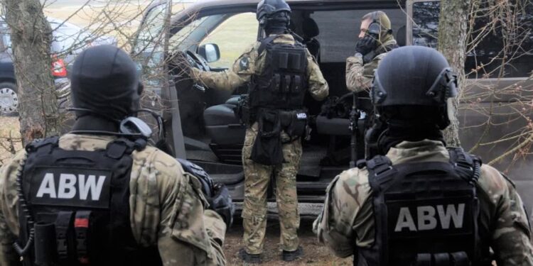 ABW zatrzymała studenta. Miał planować zamach na jarmark świąteczny