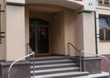 Kradli towary z tirów. Straty- 9 mln złotych