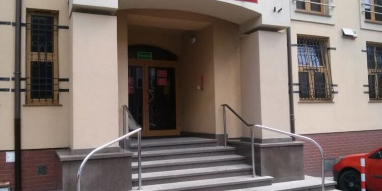 Kradli towary z tirów. Straty- 9 mln złotych