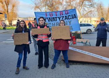 Protest przeciw płatnemu parkowaniu przy szpitalu w Gorzowie