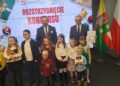 Rekordową liczbę kartek nadesłały dzieci. Wojewoda Lubuski wybrał najładniejsze