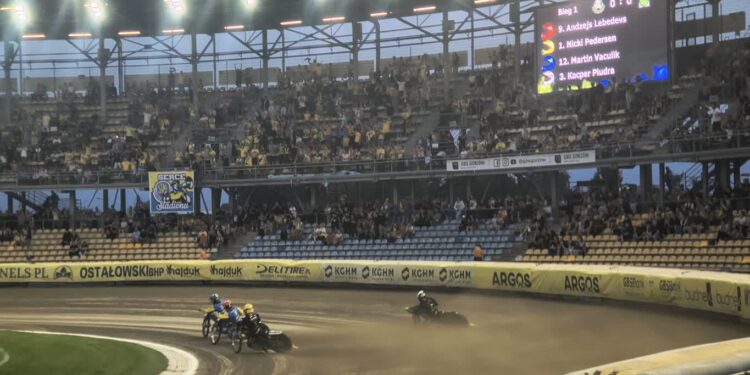 Stal z licencją nadzorowaną