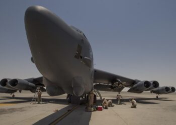 USA i Japonia: pokaz siły wobec Chin i Rosji