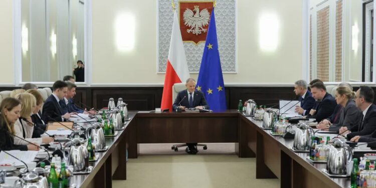 Rząd ponownie przyjmie projekt ustawy o kryptowalutach