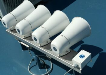 Syreny alarmowe zawyły na Lubelszczyźnie. Wiceszef MON zabrał głos