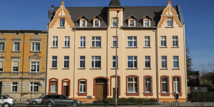 Kolejne kamienice odzyskują blask