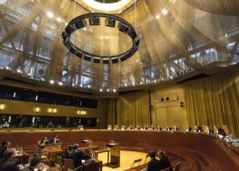 TSUE znów po stronie frankowiczów w sporze z bankami