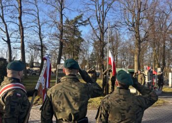 W Polsce jest 570 grobów powstańców wielkopolskich