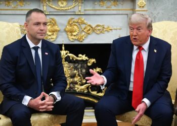 Prezydent Nawrocki rozmawiał telefonicznie z Trumpem