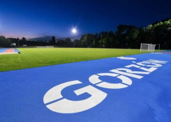 „Nie było żadnych konsultacji”. Radni komentują powrót do opłat za obiekty sportowe