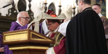 Kardynał Grzegorz Ryś objął urząd arcybiskupa metropolity krakowskiego