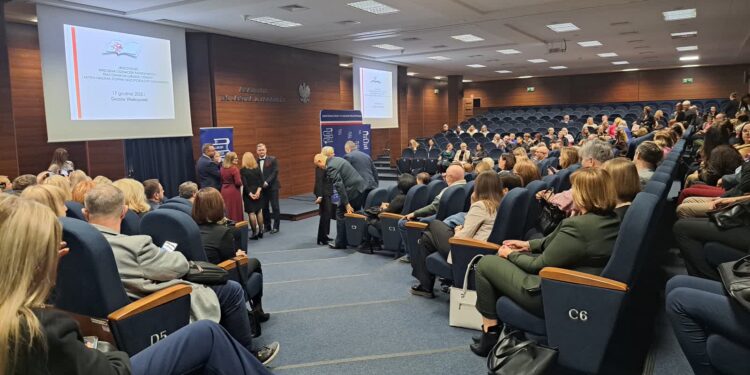 Odznaczenia, wyróżnienia i awanse dla lubuskich nauczycieli